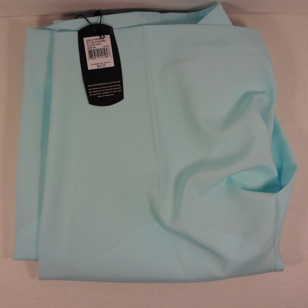 Greg Norman Performance Fabric Size 36 Golf Short!